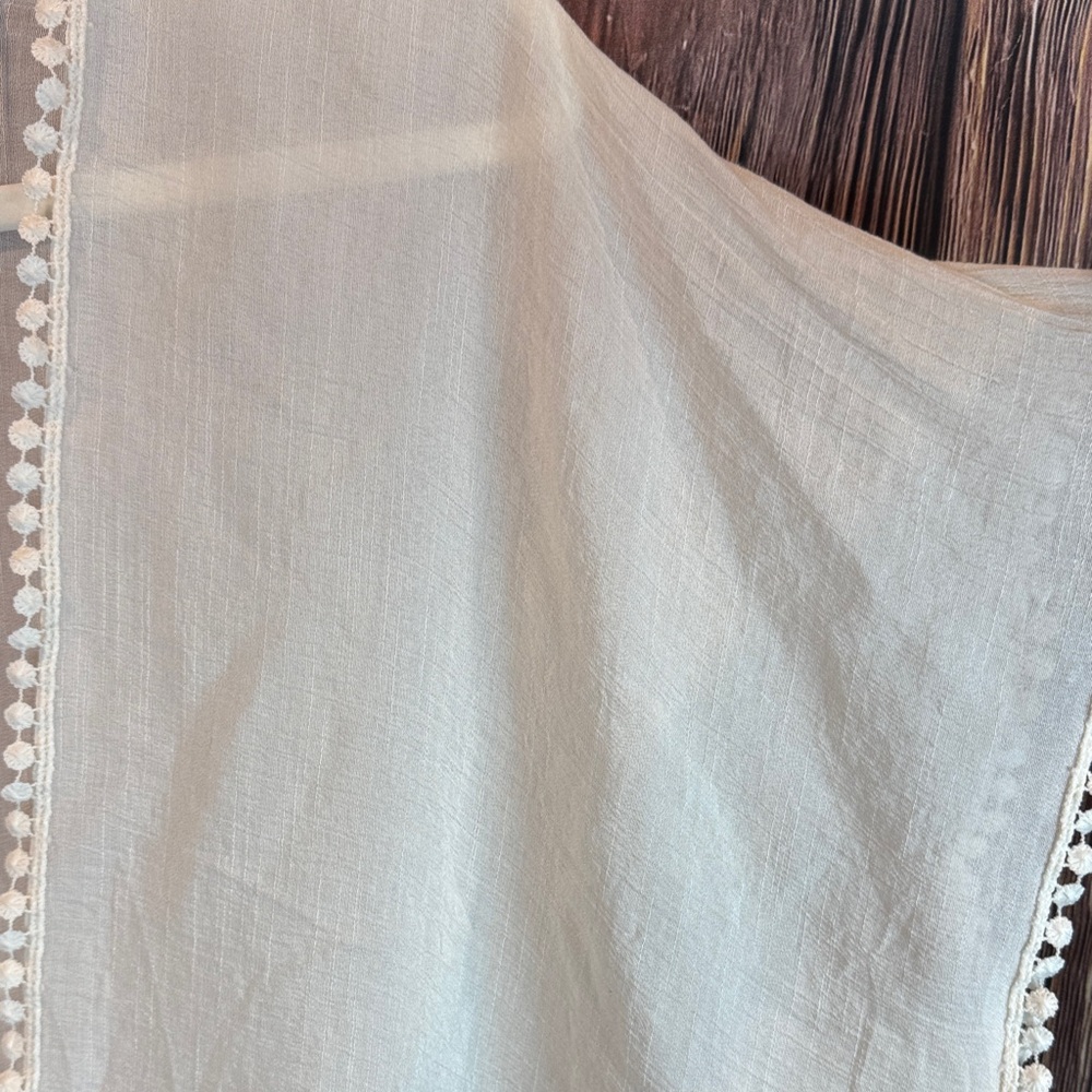 Steve Madden Cream Lace Kimono - Picture 6 of 15